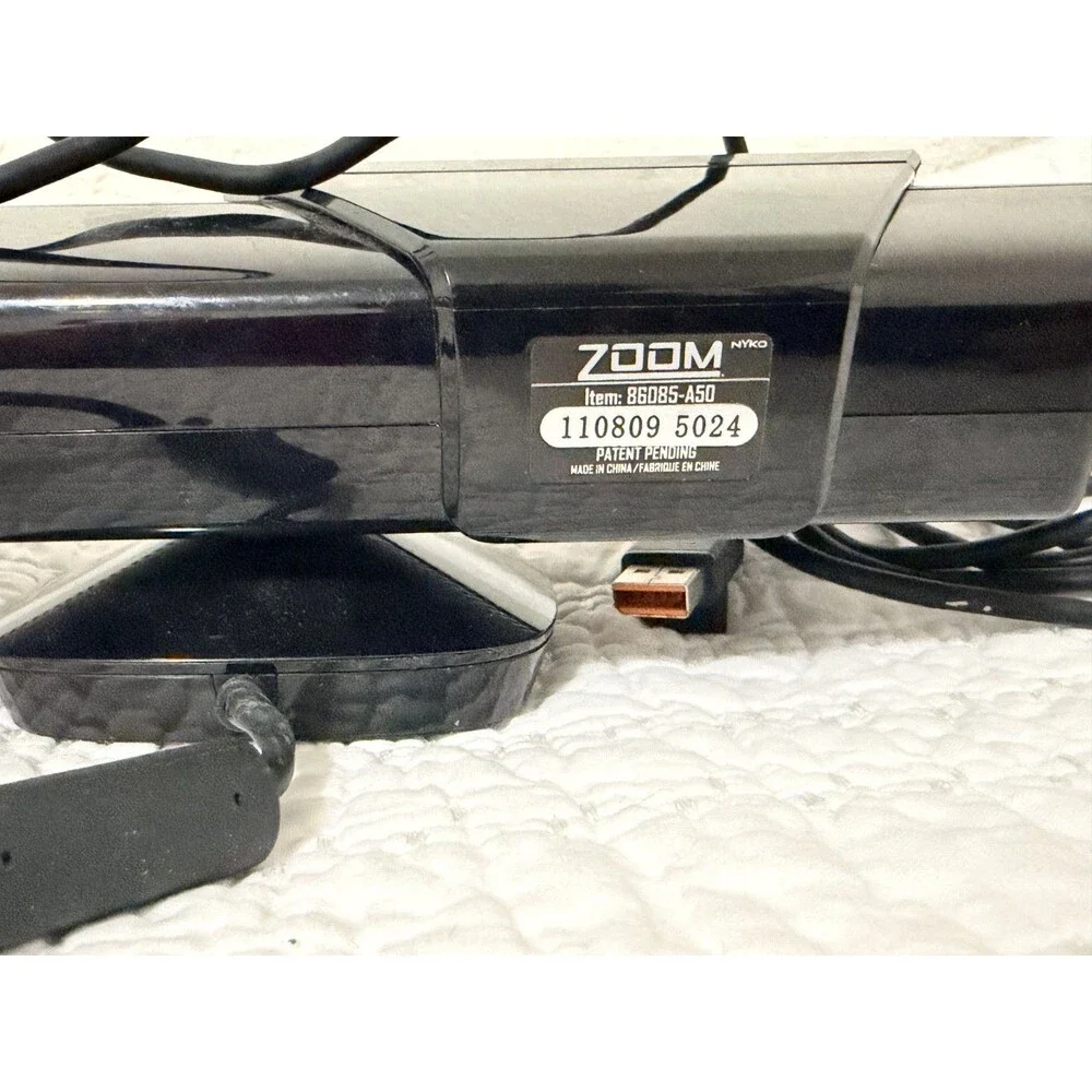 Microsoft XBOX 360 Kinect Sensor Bar Model 1414 Nyko Zoom Lens Attachment